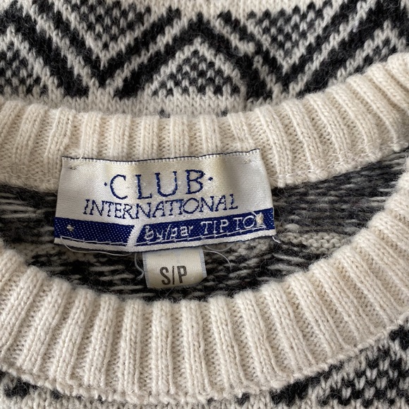 Club International Wool Sweater - Picture 4 of 5